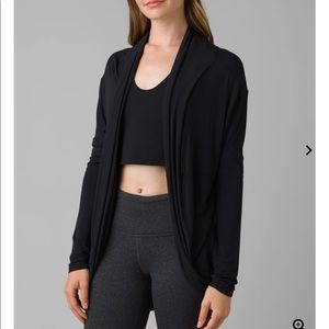 PrAna Foundation Wrap in Black Small